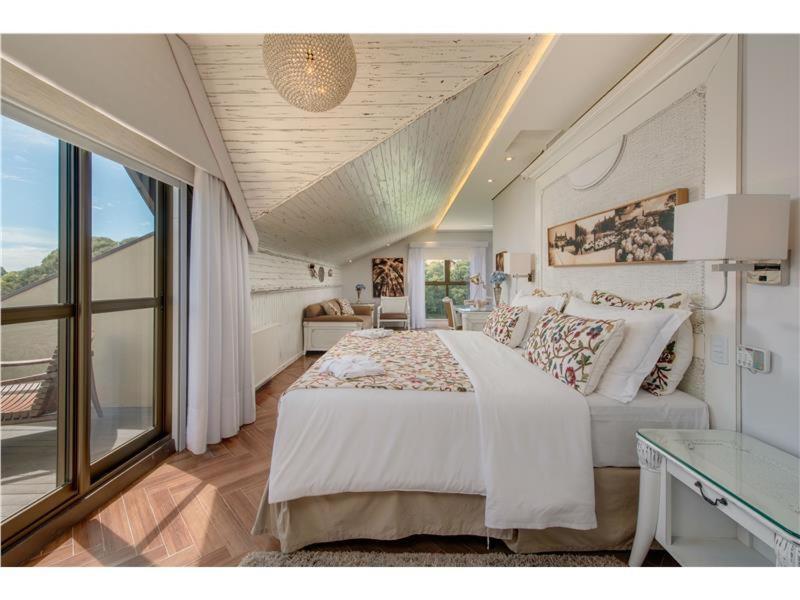 Wish Serrano Hotel 5*